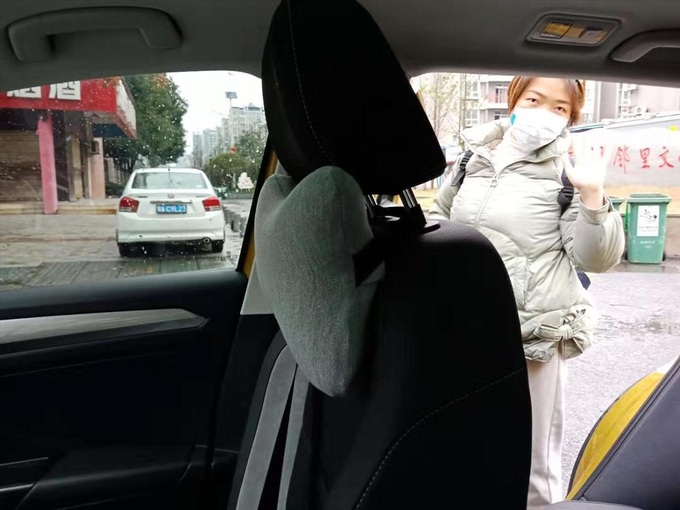 Taxi firms report losses from coronavirus outbreak - 1