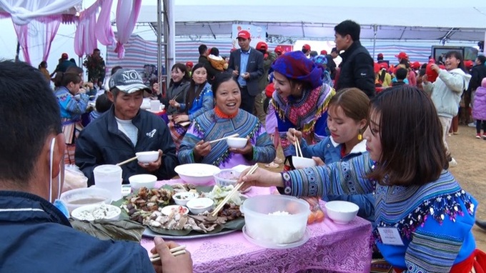 Tet Charity Programme brings warmth to ethnic groups - 6 Tet Charity Programme brings warmth to ethnic groups - 6