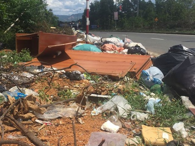 Mountainous town battles waste disposal headache - 8