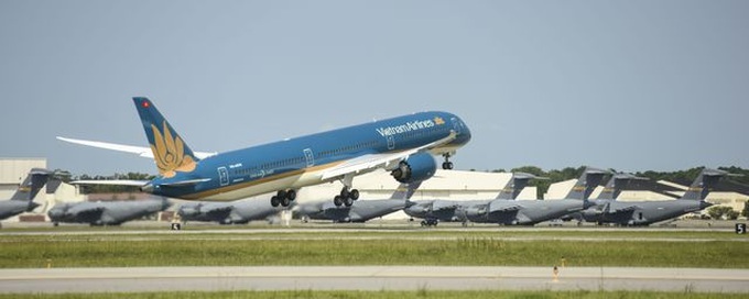Vietnam Airlines receives first Boeing 787-10 - 3