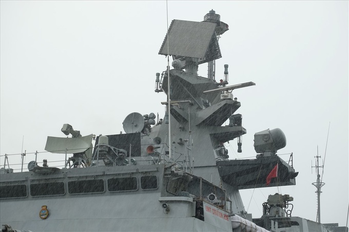Indian navy ship visits Danang - 5