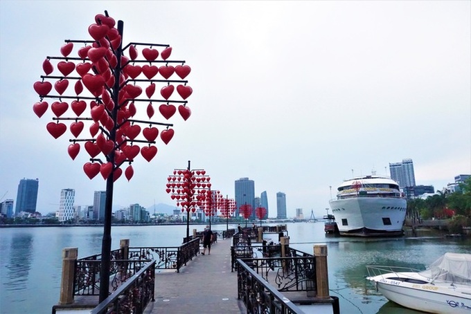 Danang streets nearly deserted amid new outbreak - 4 Danang streets nearly deserted amid new outbreak - 4