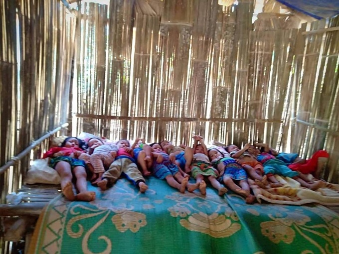 Teacher honoured for great efforts in remote areas - 2 Teacher honoured for great efforts in remote areas - 2