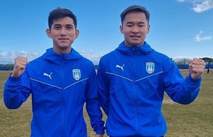 Two Vietnamese young footballers to debut in RoK next month - 1