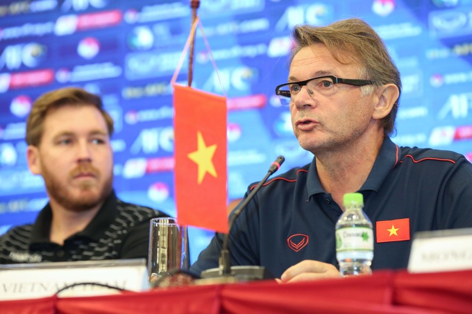 Philippe Troussier remains in hot seat despite Vietnam’s Asian Cup poor showing - 1