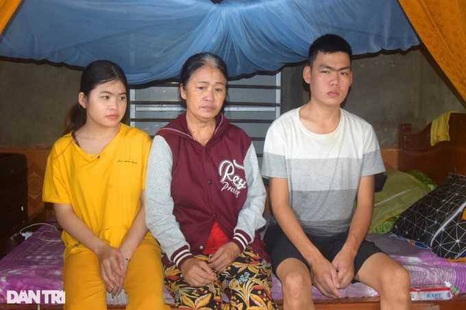 Poor family in Quang Binh in dire need of support - 1