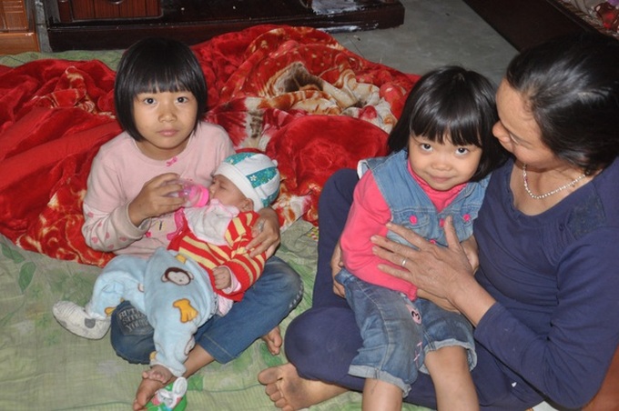 Grandson risks being away because of poverty - 1 Grandson risks being away because of poverty - 1