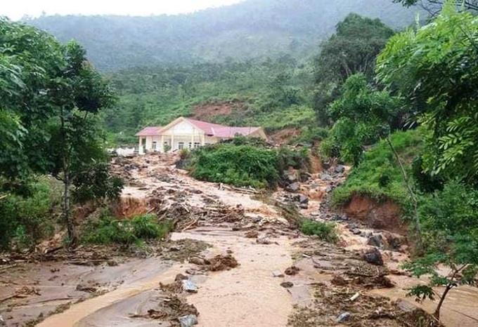 Mountainous district severely ravaged by Storm Wipha - 9