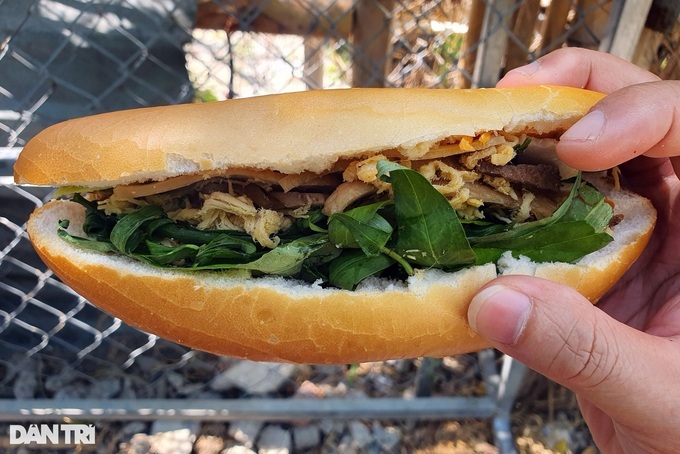 Nha Trang sandwich filling tests positive for pesticide - 1