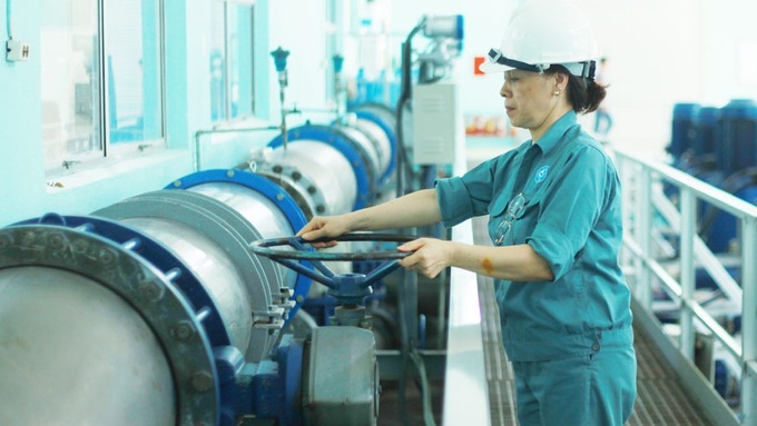 Hanoi ensures adequate water supply during summer - 1