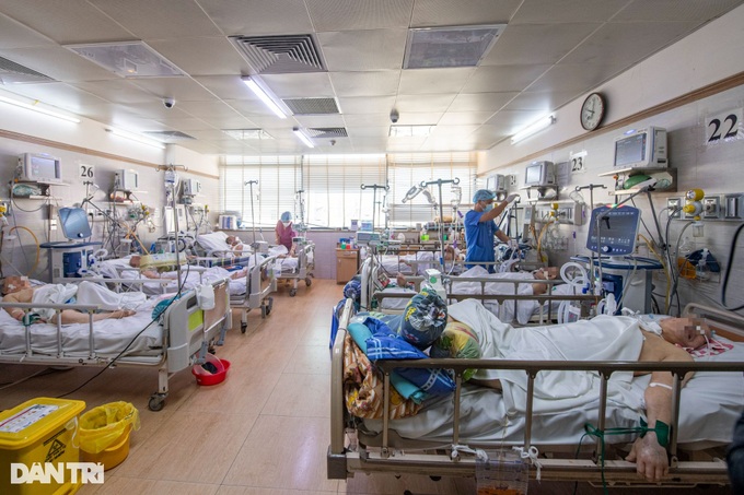 Cold weather sends more elderly to hospital - 1 Cold weather sends more elderly to hospital - 1