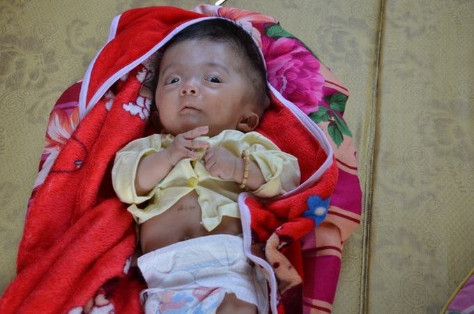 Struggling family in need to treat ill daughter - 1 Struggling family in need to treat ill daughter - 1