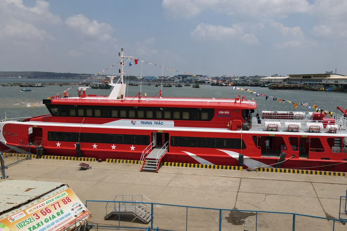 New high-speed boat on Phan Thiet-Phu Quy route launched - 1