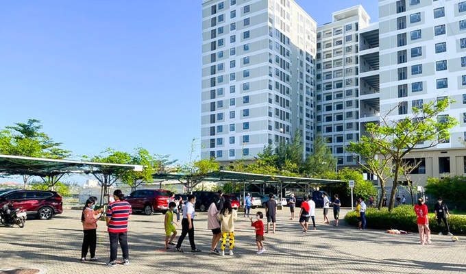 300 children who lost parents to Covid-19 admitted to FPT school - 1