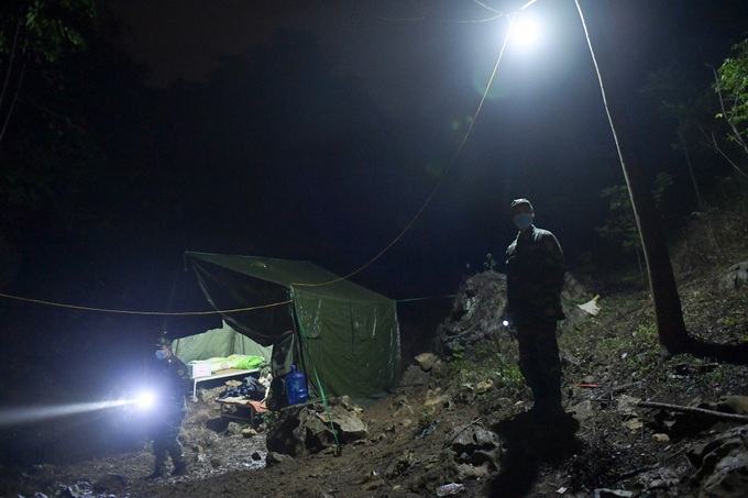 Border guards tighten checks to prevent coronavirus spread - 1