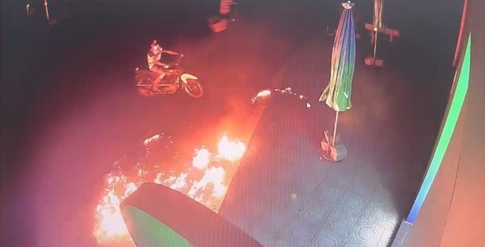 Man arrested for setting fire to Phu Yen bank offices - 1