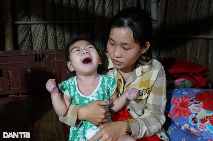 Dantri/DTiNews readers support sick Ben Tre girl - 1