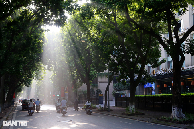 Beautiful Hanoi in autumn - 3
