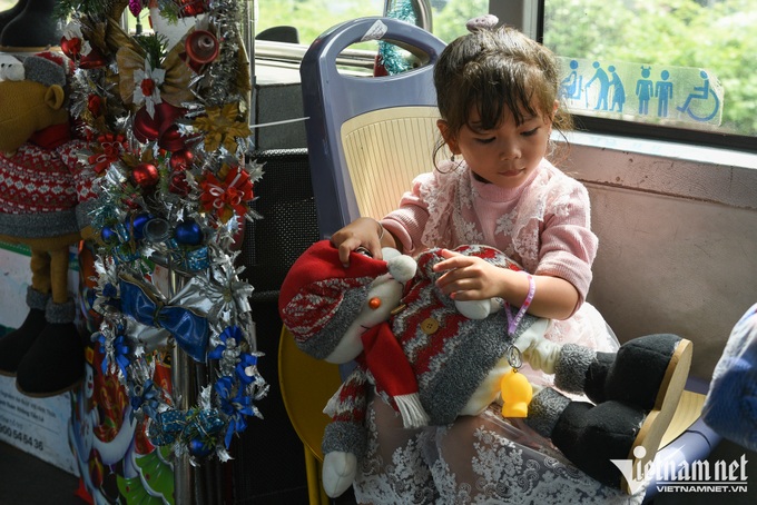 Special bus route in HCM City - 6