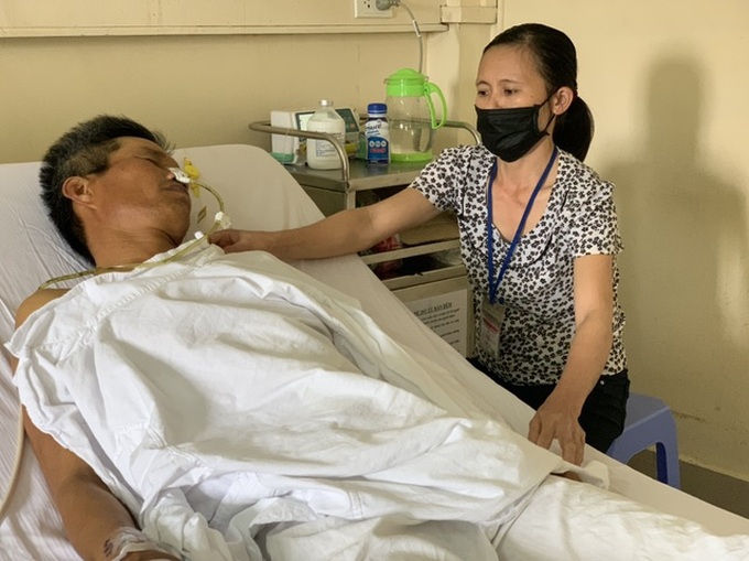 Dantri/DTiNews readers support ailing father and son - 1 Dantri/DTiNews readers support ailing father and son - 1