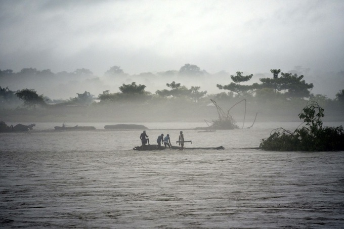 Monsoon rains wreak flood havoc across South Asia - 1