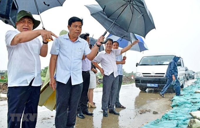 Ca Mau asked to work harder on coastal erosion prevention - 1