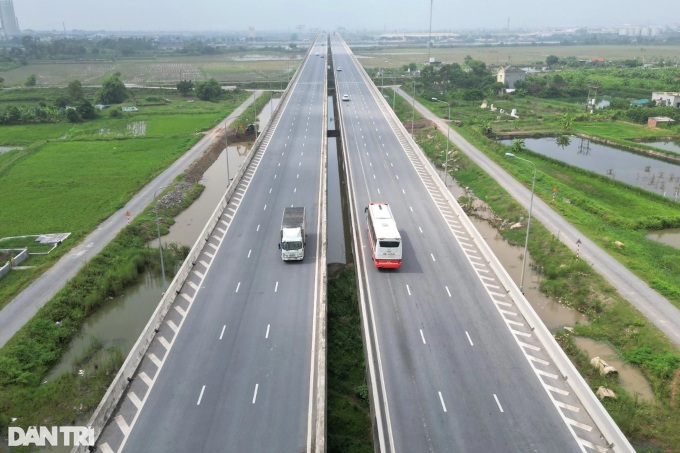 Ninh Binh-Hai Phong Expressway construction to start in December - 1