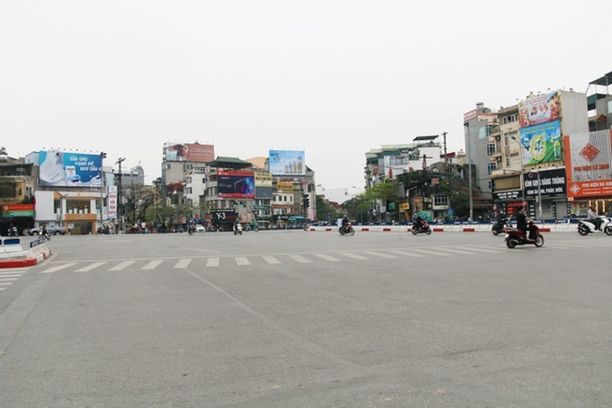 Hanoi streets deserted amid Covid-19 fear - 1