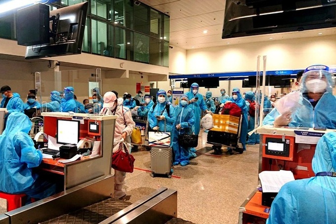 Vietnam detects more Omicron infections - 1