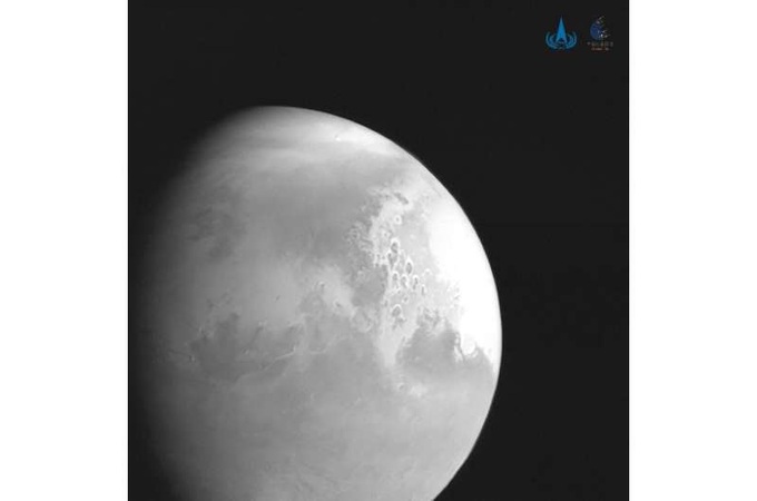 China's space probe sends back its first image of Mars - 1 China's space probe sends back its first image of Mars - 1