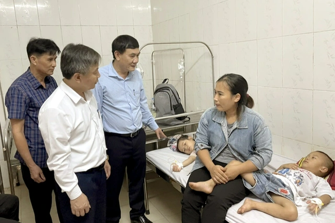 Over 70 kindergarten children hospitalised with food poisoning - 1