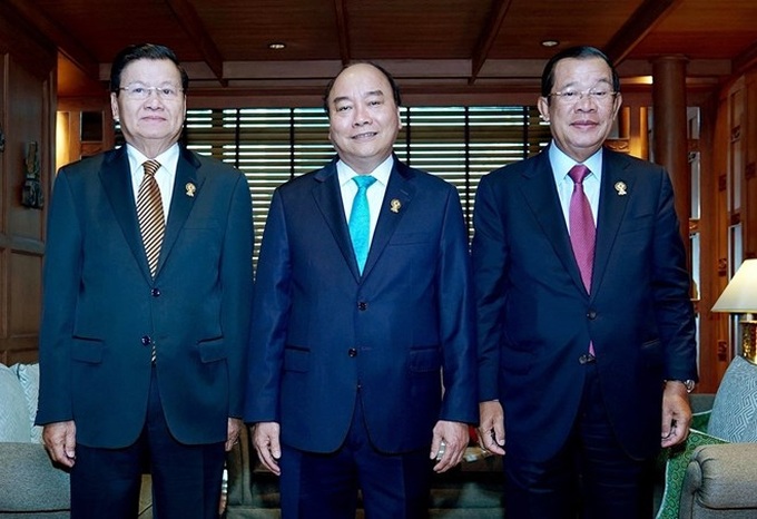 Vietnamese Prime Minister meets with Lao, Cambodian counterparts - 1 Vietnamese Prime Minister meets with Lao, Cambodian counterparts - 1