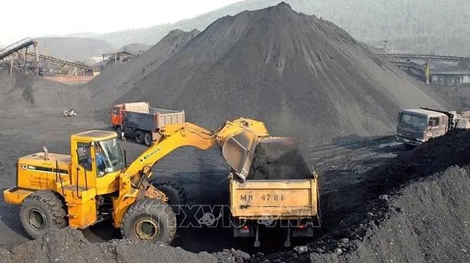 Vietnam to increase coal imports in 2025-2035 period: Ministry - 1