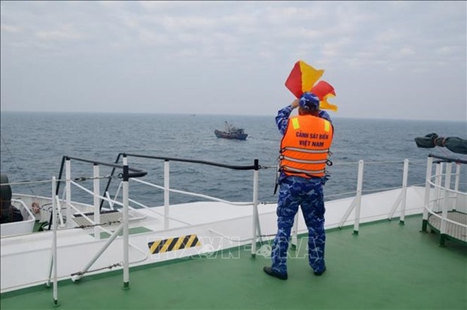 Vietnam, China coast guards conduct joint patrol - 1 Vietnam, China coast guards conduct joint patrol - 1