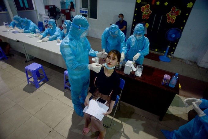 Looser quarantine for Omicron cases in HCM City - 1 Looser quarantine for Omicron cases in HCM City - 1