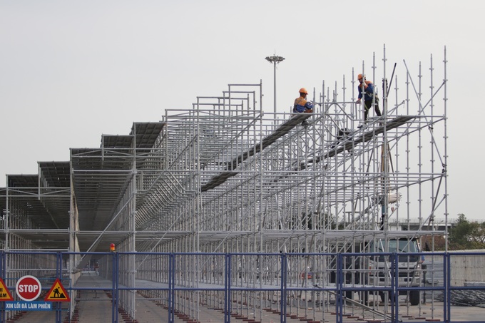 Hanoi Formula 1 track’s stands temporarily dismantled - 1 Hanoi Formula 1 track’s stands temporarily dismantled - 1
