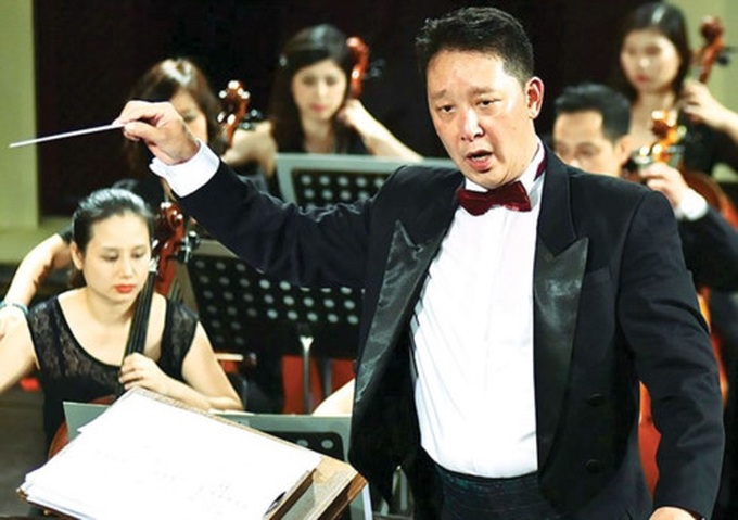 Conductor Le Phi, a pride of Vietnamese chamber music - 1 Conductor Le Phi, a pride of Vietnamese chamber music - 1