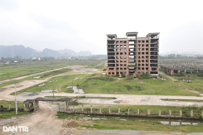Ninh Binh university project idle for nearly two decades - 2 Ninh Binh university project idle for nearly two decades - 2