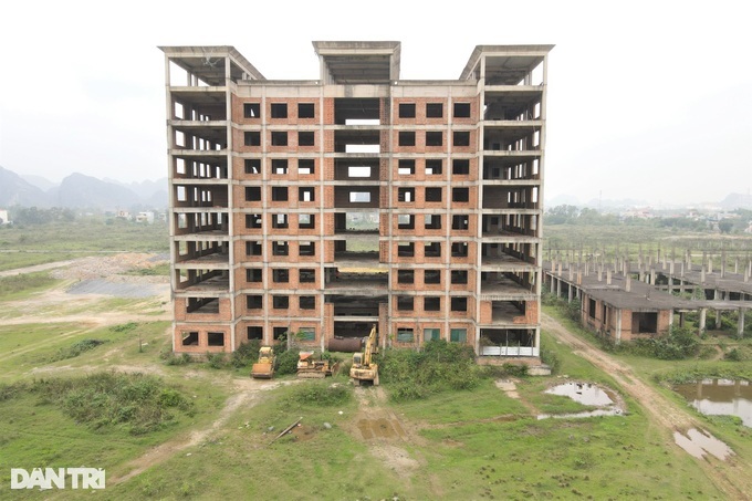 Ninh Binh university project idle for nearly two decades - 5 Ninh Binh university project idle for nearly two decades - 5