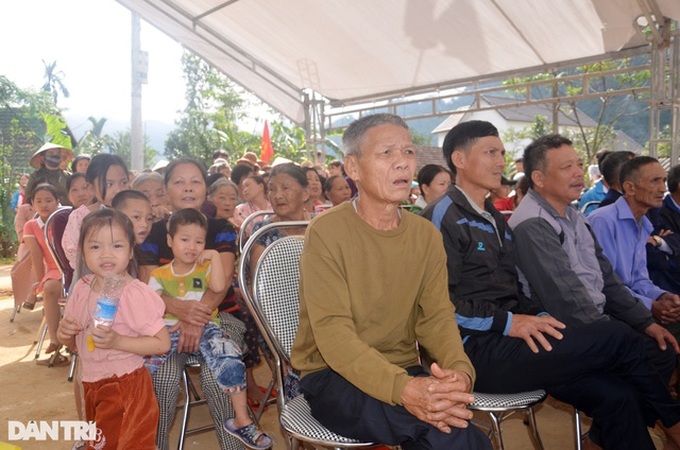 Work starts on Dantri/DTiNews reader-supported floating house project - 3 Work starts on Dantri/DTiNews reader-supported floating house project - 3