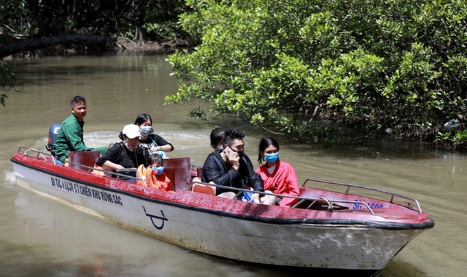 Exploring Monkey Kingdom in HCM City’s forest - 7