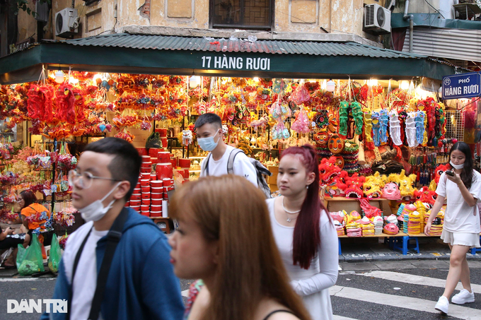 Hang Ma Street gears up for Mid-Autumn festival - 4