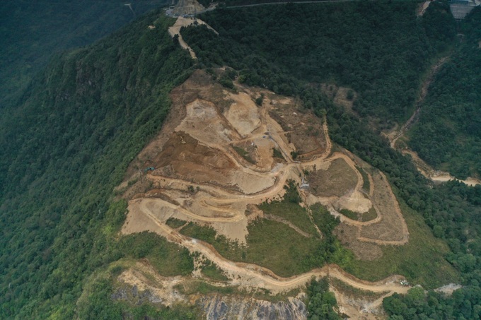 Tourism project blights O Quy Ho Pass - 1