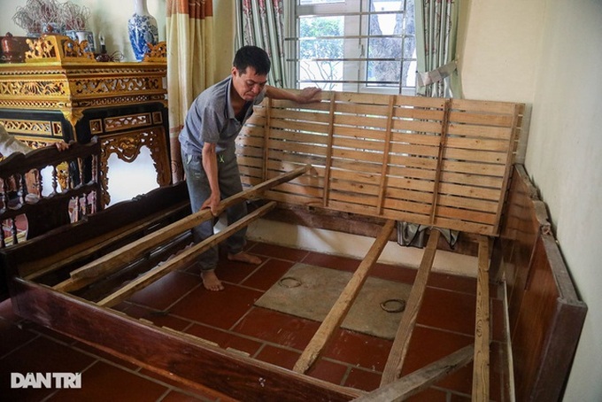 War tunnels hide under Hanoi houses - 1 War tunnels hide under Hanoi houses - 1