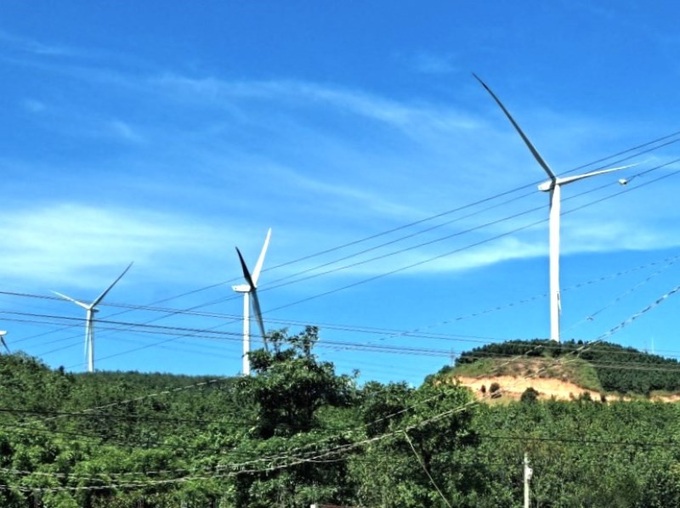 Central Highlands wind power investor fined - 1