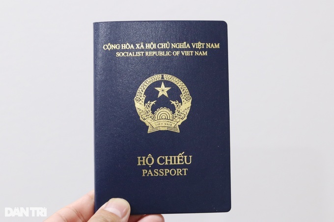 Place-of-birth information added in new Vietnamese passports - 1