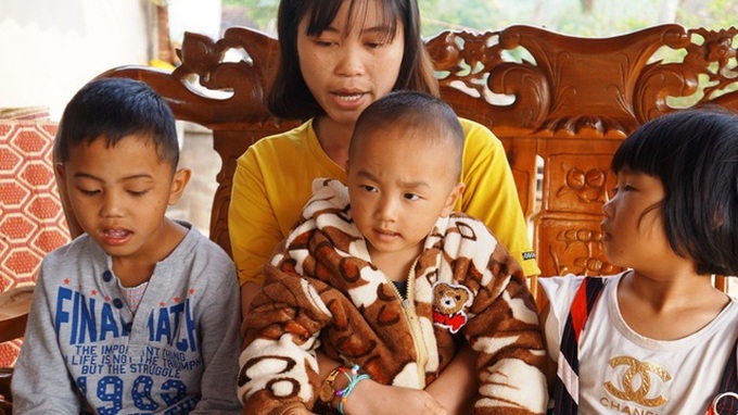 Nghe An family calls for help after father's death - 1