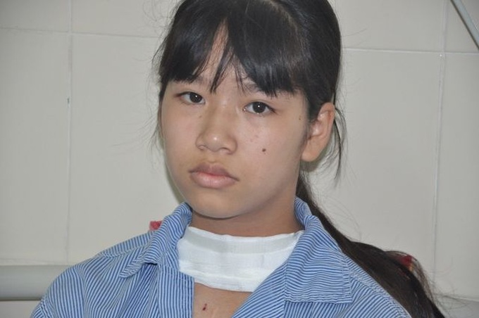 Poor woman seeks help for ailing granddaughter - 2 Poor woman seeks help for ailing granddaughter - 2