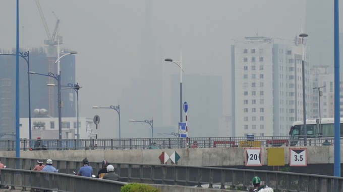 HCM City covered in smog as pollution worsens - 3 HCM City covered in smog as pollution worsens - 3