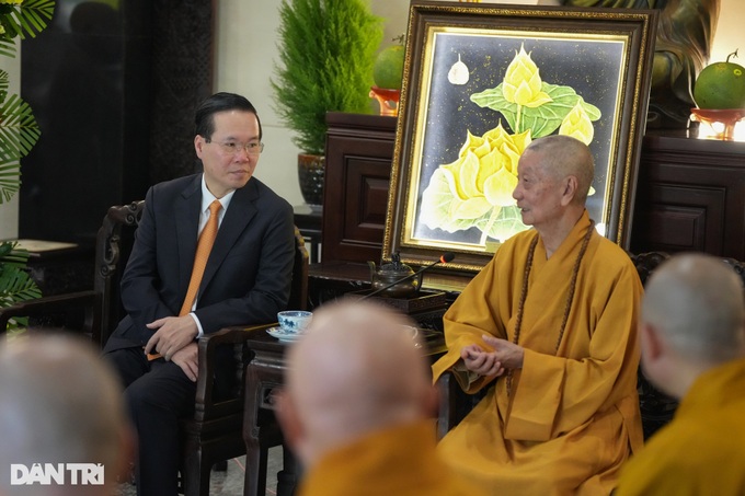 State president congratulates Buddhist dignitaries on Buddha's birthday - 3